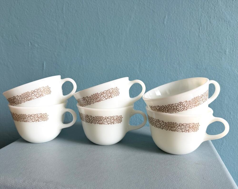Vintage Pyrex Woodland Teacup - 1970s Brown Flower Milk Glass Coffee Mug